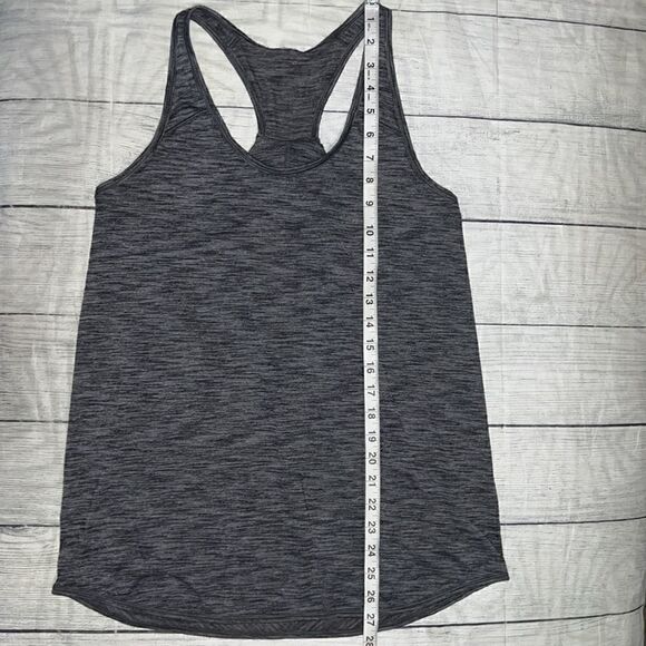 Lululemon Essential Tank Top Heathered Black Gray Athletic Athleisure Yoga sz 4 - Picture 5 of 5